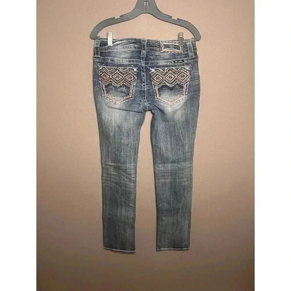 MISS ME Jeans Womens 28 30x33.5 Mid Rise Blue Distressed Denim Straight - Picture 3 of 9